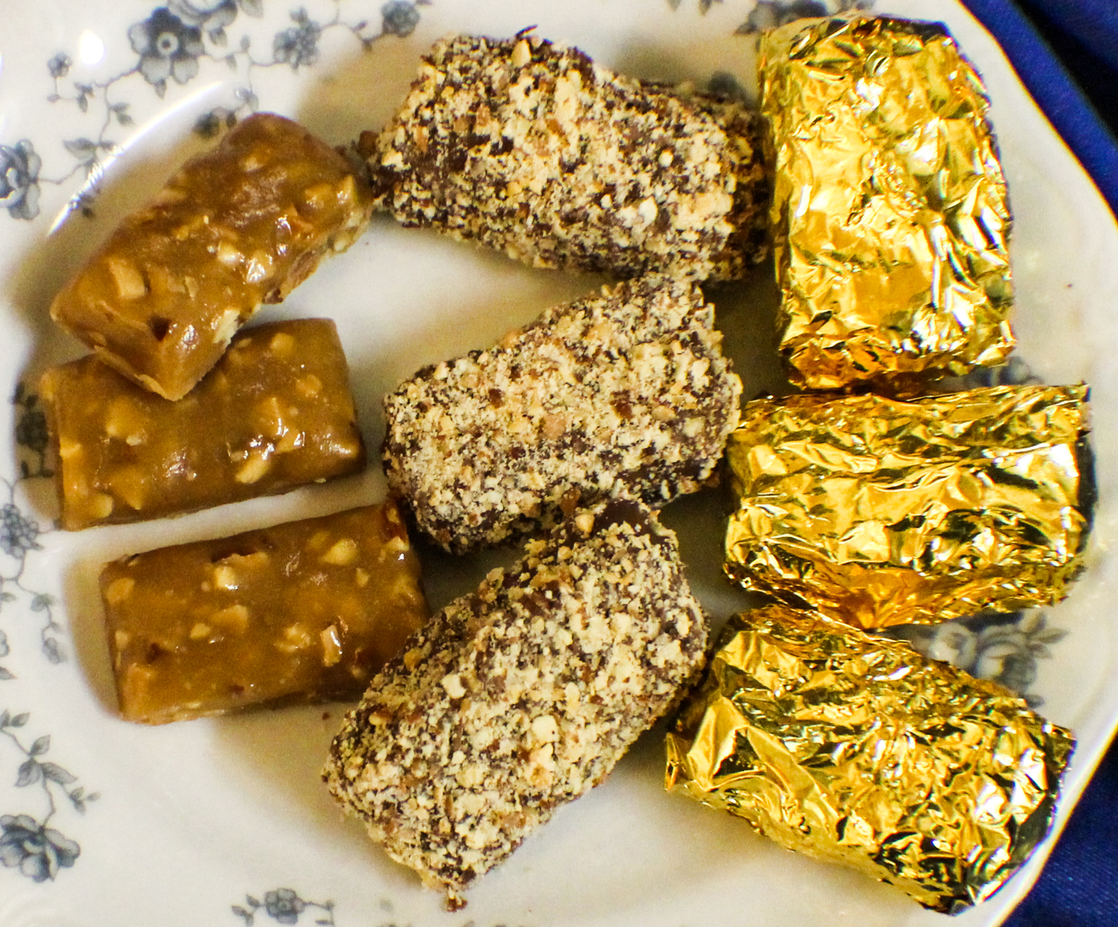 English Toffee candy pieces
