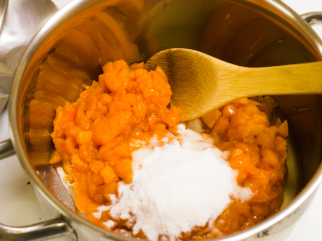 Mashed apricots and powdered pectin in 3-quart saucepan.